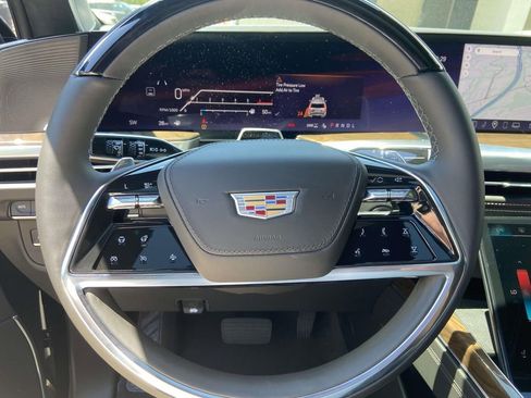 New 2026 Cadillac Escalade Platinum Sport w/ LPO, ONYX Package AWD/4WD image 25