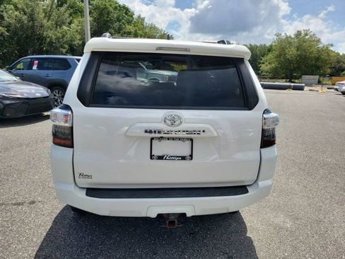 Used 2019 Toyota 4Runner SR5 AWD/4WD image 11