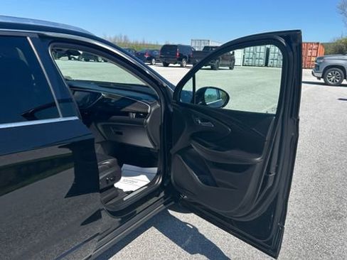 Used 2020 Buick Envision Essence AWD/4WD image 45