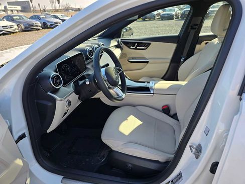 Used 2025 Mercedes-Benz C 300 Sedan image 22