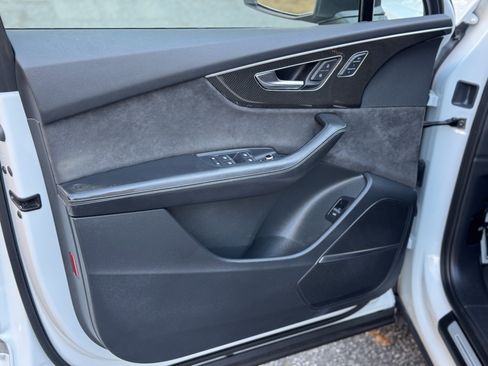 Used 2021 Audi SQ7 Premium Plus image 27