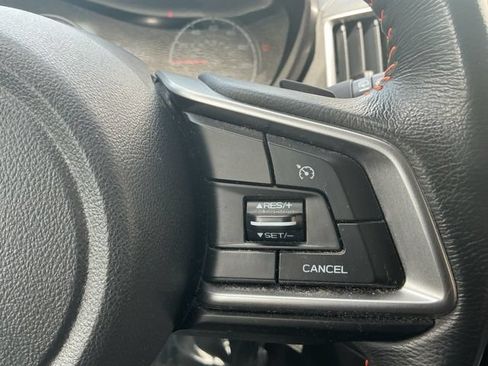 Used 2018 Subaru Crosstrek 2.0i Premium AWD/4WD image 22