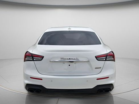 Used 2023 Maserati Ghibli Modena RWD image 6