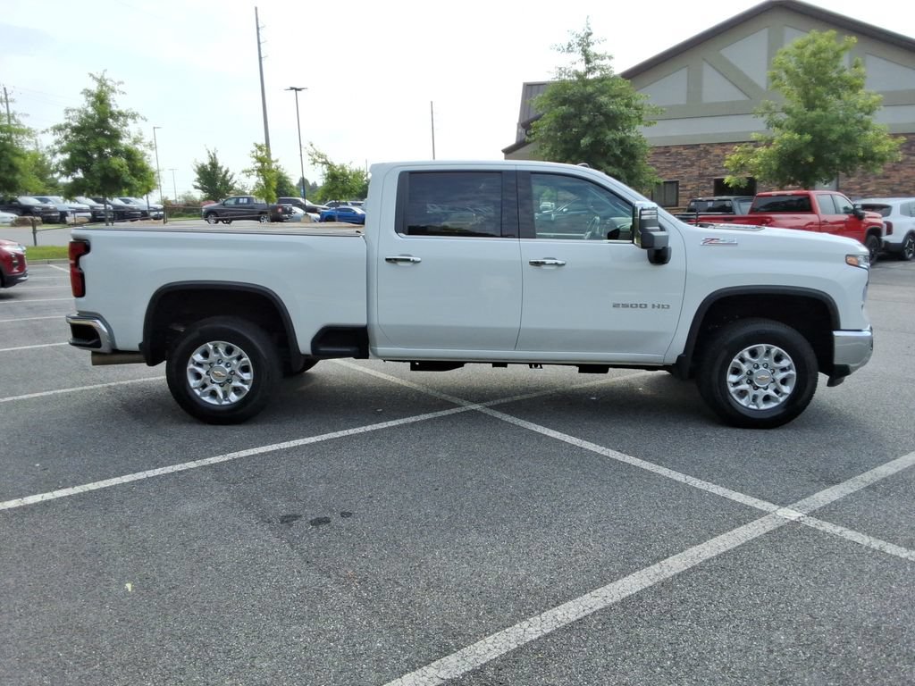 Certified 2025 Chevrolet Silverado 2500 LTZ w/ LTZ Plus Package AWD/4WD image 4