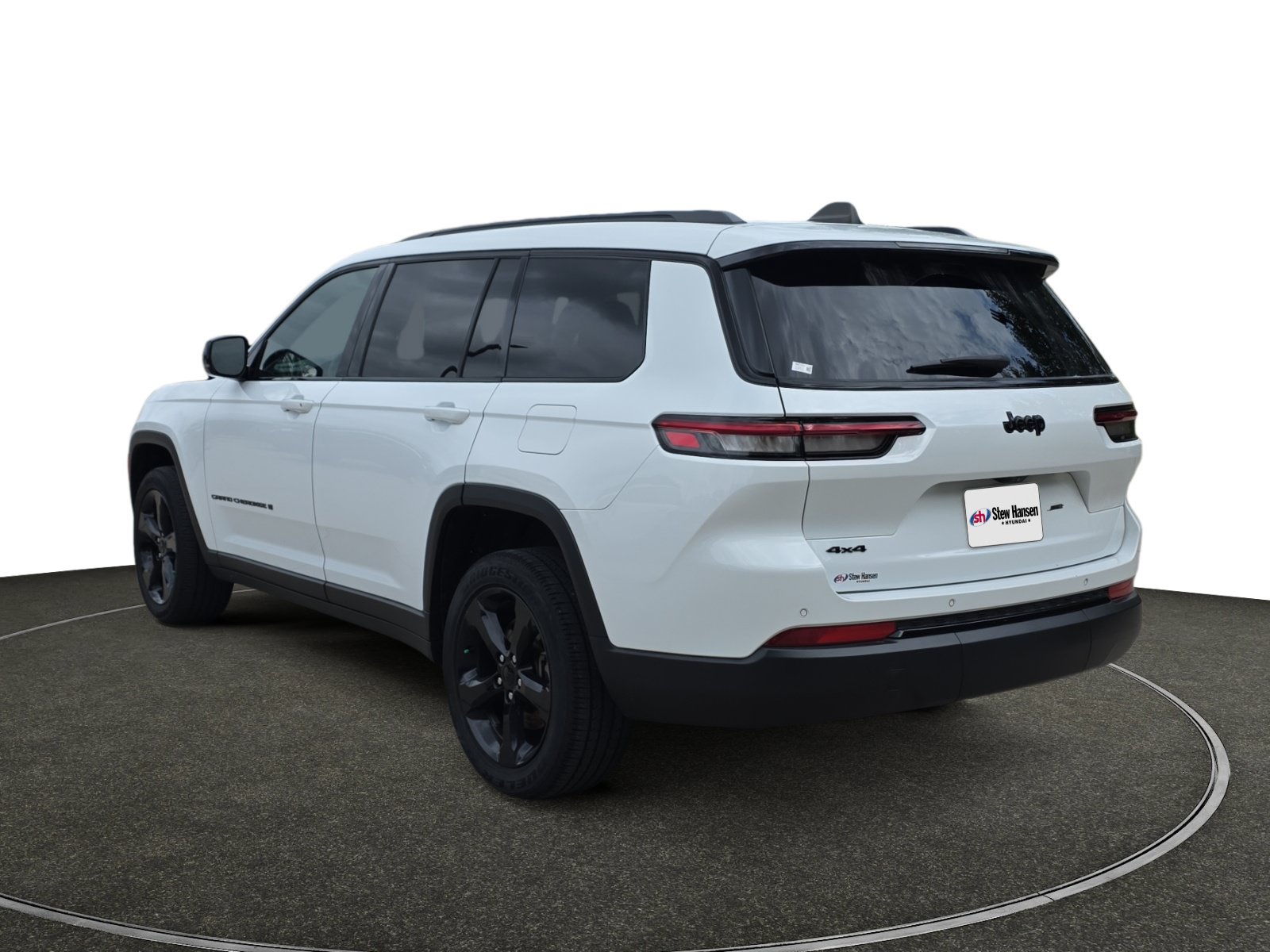 Used 2024 Jeep Grand Cherokee L Laredo AWD/4WD image 3