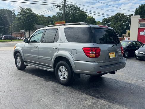 Used 2001 Toyota Sequoia Limited RWD image 5