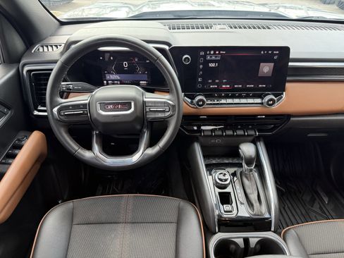 Used 2023 GMC Canyon AT4 w/ Technology Package image 14