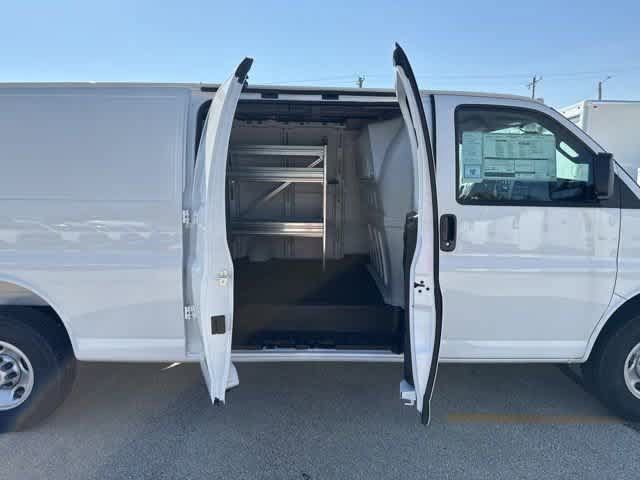 New 2025 Chevrolet Express 3500 Extended w/ Driver Convenience Package RWD image 32