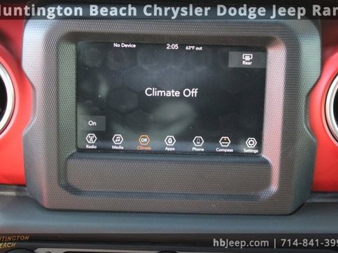 Used 2018 Jeep Wrangler Unlimited Rubicon image 13