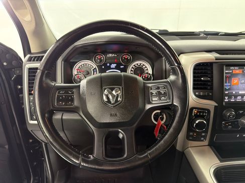 Used 2016 RAM 1500 Big Horn AWD/4WD image 12