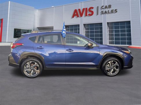 Used 2024 Subaru Crosstrek 2.0i Premium image 5