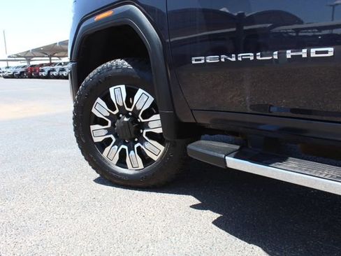 Used 2024 GMC Sierra 2500 Denali w/ Denali Reserve Package AWD/4WD image 10