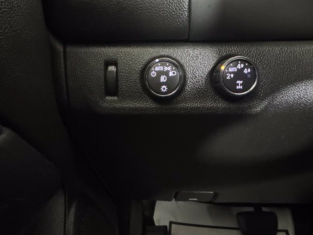 Used 2015 GMC Canyon SLE AWD/4WD image 20