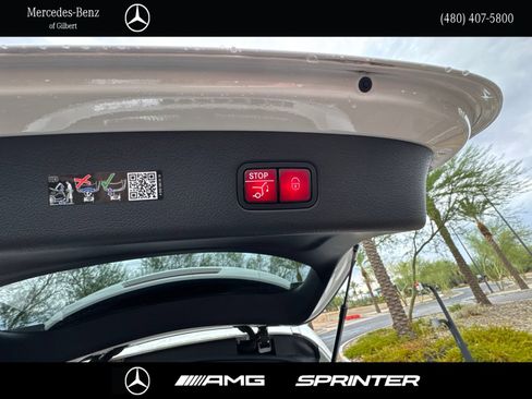 Certified 2025 Mercedes-Benz GLC 350e 4MATIC image 8