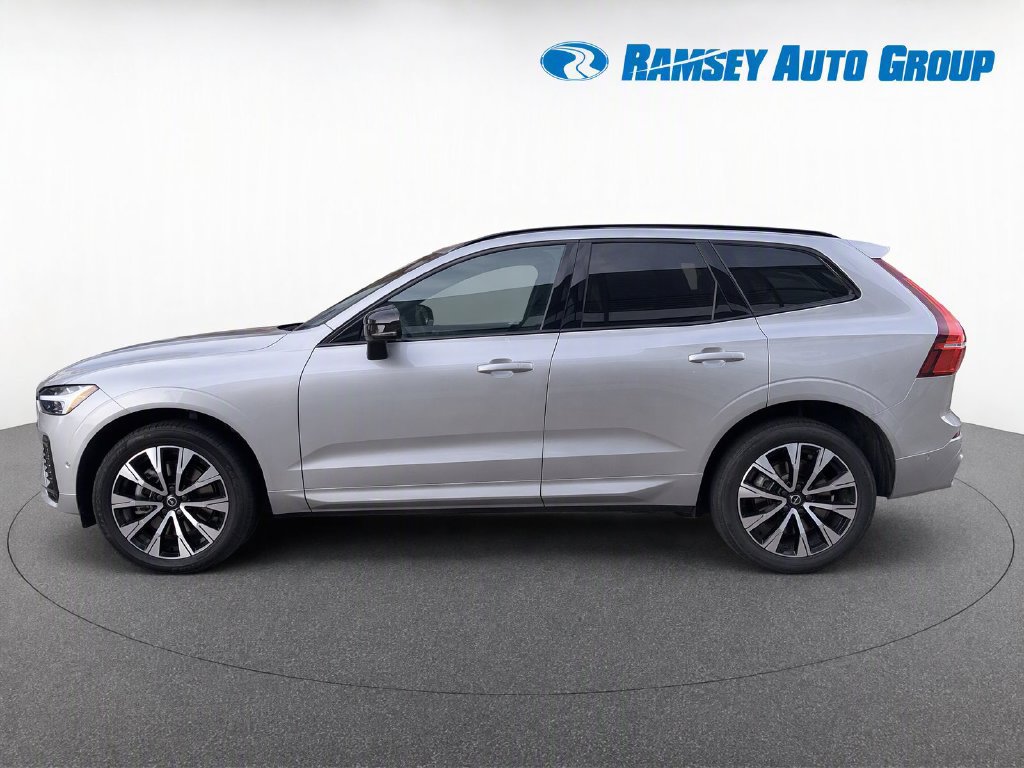 Used 2024 Volvo XC60 B5 Plus w/ Climate Package AWD/4WD image 6