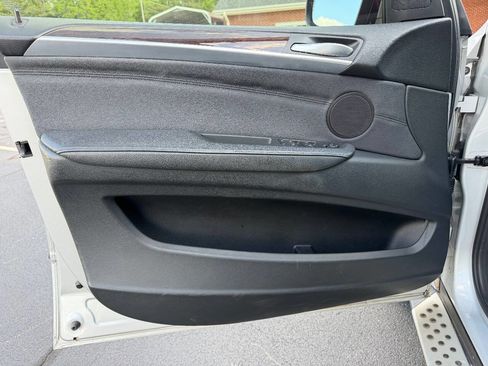 Used 2011 BMW X5 xDrive35i image 10