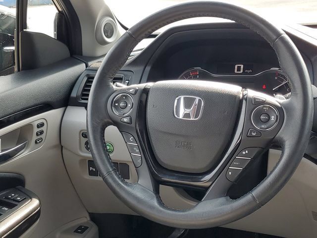 Used 2016 Honda Pilot Touring image 29