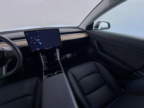 Used 2019 Tesla Model 3 Standard Range Plus RWD image 12