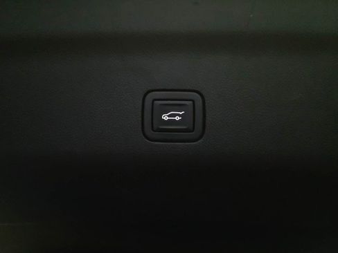 Used 2022 Chevrolet Suburban Z71 w/ Max Trailering Package image 39