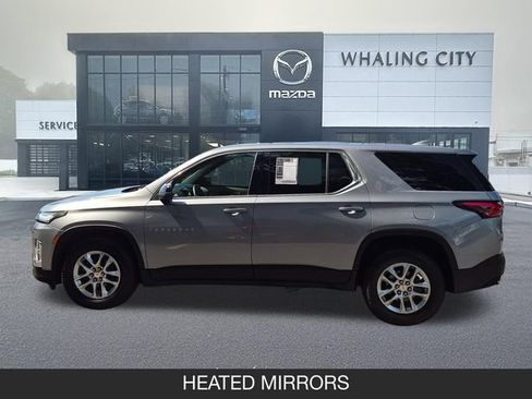 Used 2023 Chevrolet Traverse LS AWD/4WD image 5