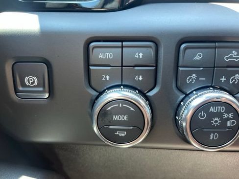 Used 2026 GMC Sierra 1500 AT4 w/ AT4 Premium Package AWD/4WD image 17