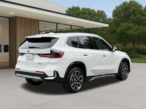 Used 2025 BMW X1 xDrive28i w/ Convenience Package image 8