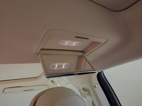 New 2025 Bentley Flying Spur Plug-In Hybrid AWD/4WD image 37