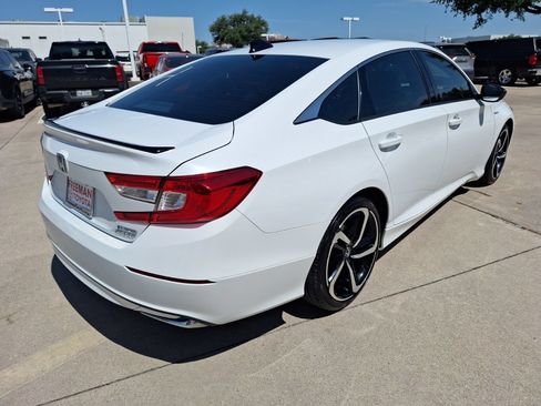 Used 2022 Honda Accord Sport image 6