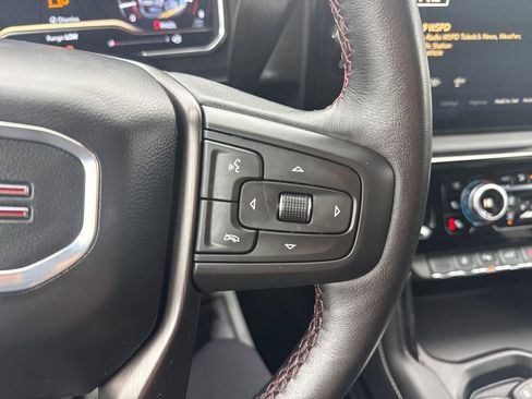 Used 2025 GMC Sierra 2500 AT4X image 38