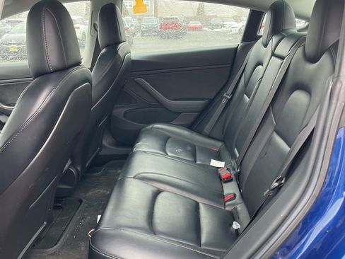 Used 2019 Tesla Model 3 Standard Range Plus image 11
