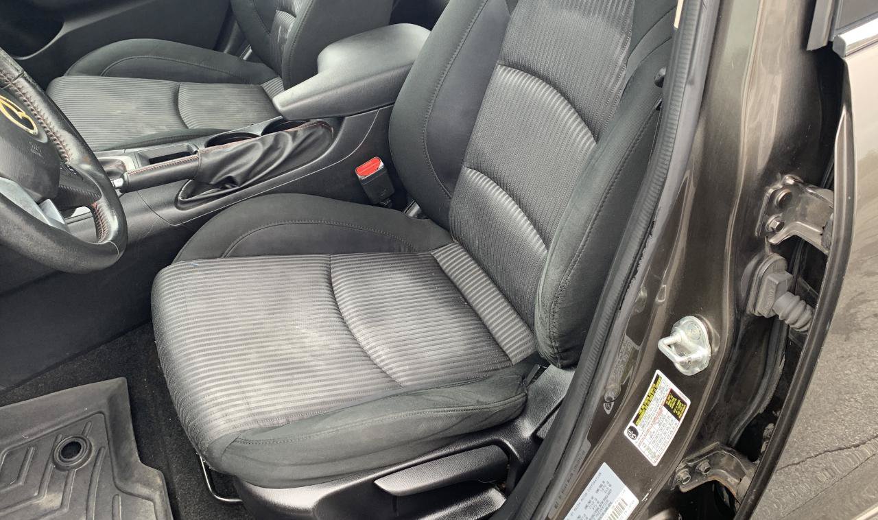 Used 2014 MAZDA MAZDA3 i Touring FWD image 11