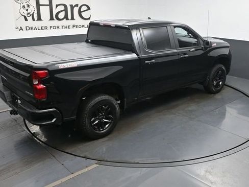 Used 2022 Chevrolet Silverado 1500 Custom Trail Boss AWD/4WD image 38