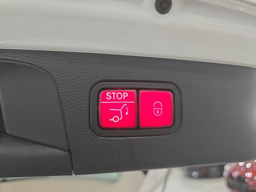 Used 2022 Mercedes-Benz GLC 300 image 30