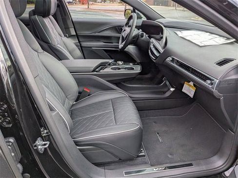 New 2026 Cadillac Lyriq V image 33