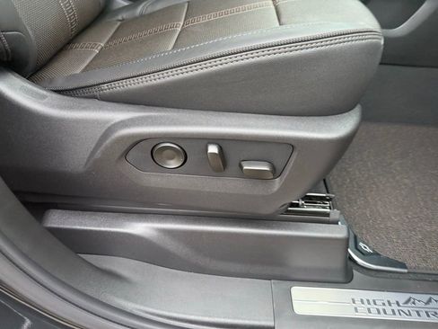 New 2026 Chevrolet Silverado 1500 High Country w/ Technology Package image 40