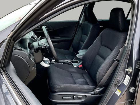 Used 2013 Honda Accord Sport image 7