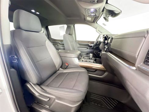 Used 2022 Chevrolet Silverado 1500 RST image 25