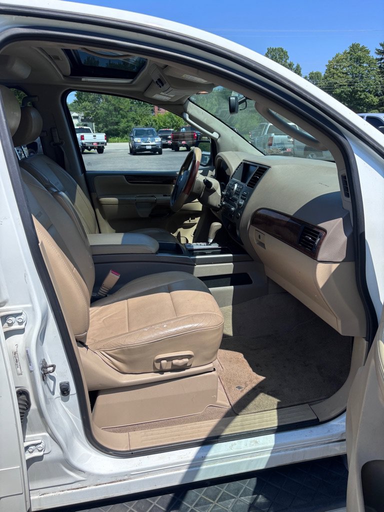 Used 2012 Nissan Armada Platinum AWD/4WD image 11