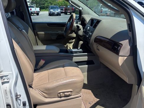 Used 2012 Nissan Armada Platinum AWD/4WD image 11