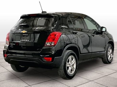 Used 2019 Chevrolet Trax LS w/ Tint and Cruise Package AWD/4WD image 12