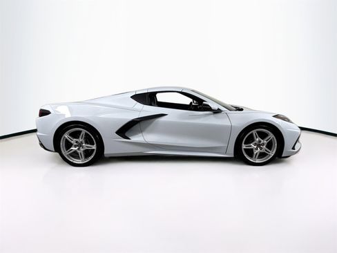 Used 2022 Chevrolet Corvette Stingray Coupe w/ 1LT image 8