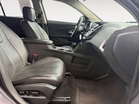 Used 2016 Chevrolet Equinox LTZ w/ Enhanced Convenience Package AWD/4WD image 15