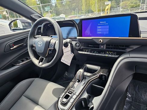 New 2026 Toyota Crown Signia AWD/4WD image 11