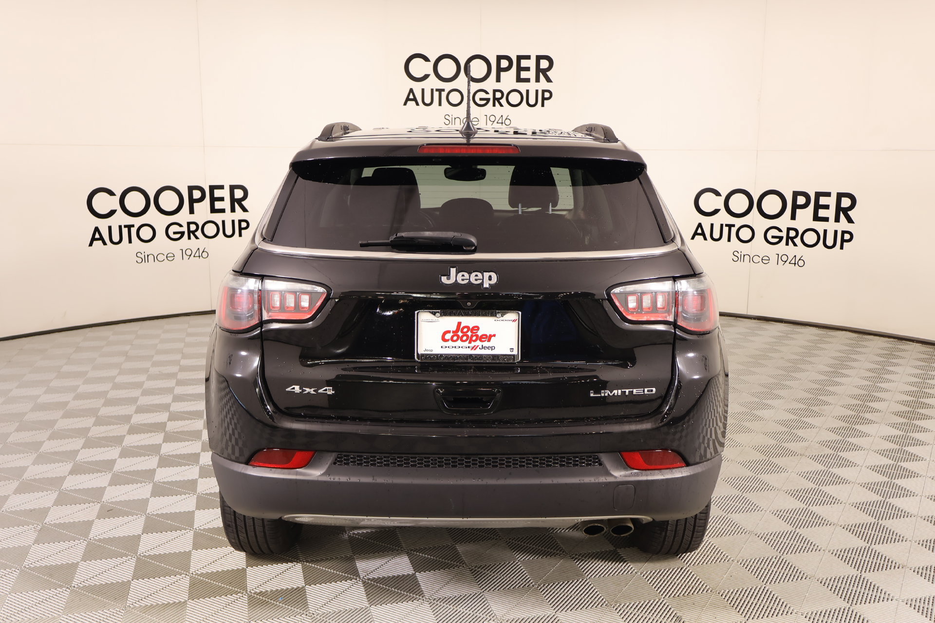 Used 2022 Jeep Compass Limited AWD/4WD image 21