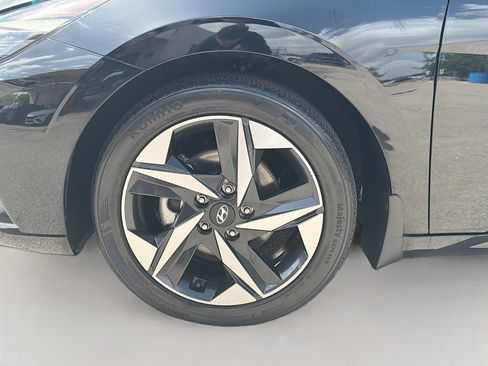 Used 2023 Hyundai Elantra SEL w/ Convenience Package FWD image 34