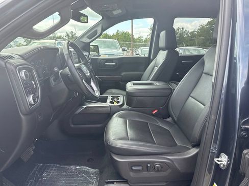 Used 2022 GMC Sierra 1500 SLT w/ SLT Premium Plus Package AWD/4WD image 9