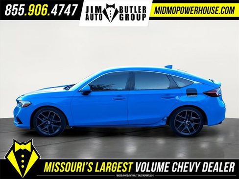 Used 2024 Honda Civic Sport Touring image 2