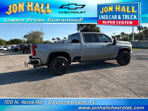 Used 2024 Chevrolet Silverado 2500 LTZ w/ LTZ Plus Package AWD/4WD image 16