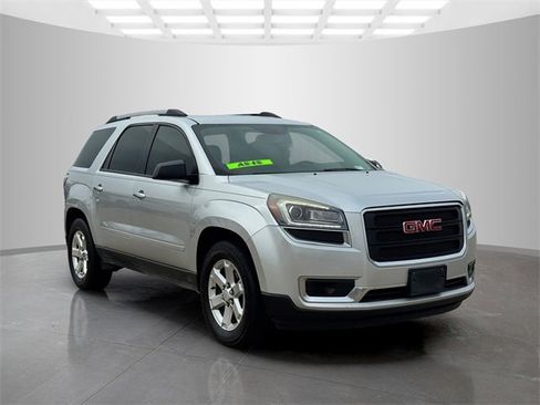 Used 2015 GMC Acadia SLE image 2
