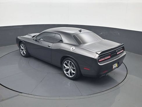 Used 2015 Dodge Challenger SXT Plus w/ Technology Group RWD image 19